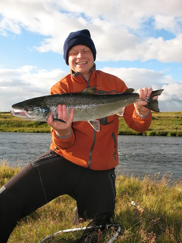 As a boy again - I have rarely seen anybody as happy as River Keeper Jóhannes when he hooked and landed several salmon on "his own river" -- the Ytri Rangá. He is on the river every day and sees thousands of salmon during a season, and still his blood rushes when he gets to fish!